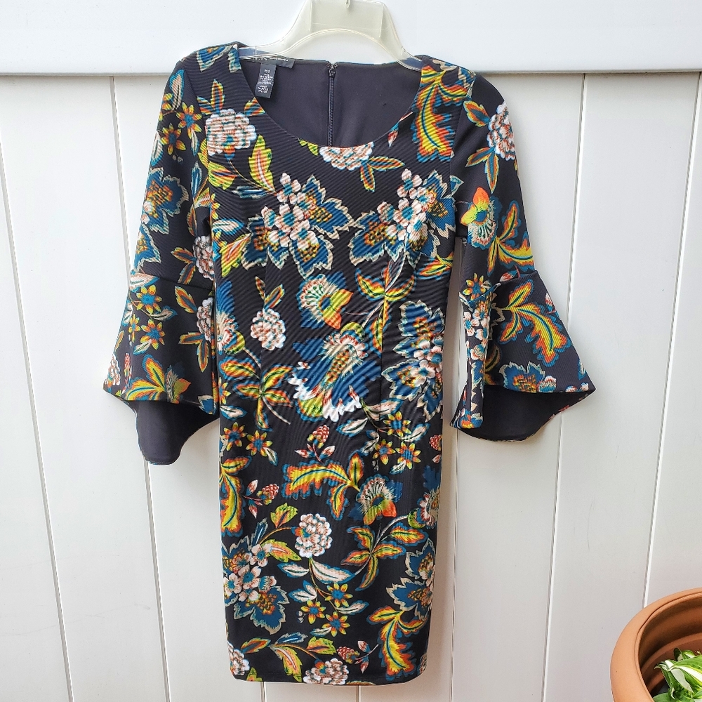 Women's dress
